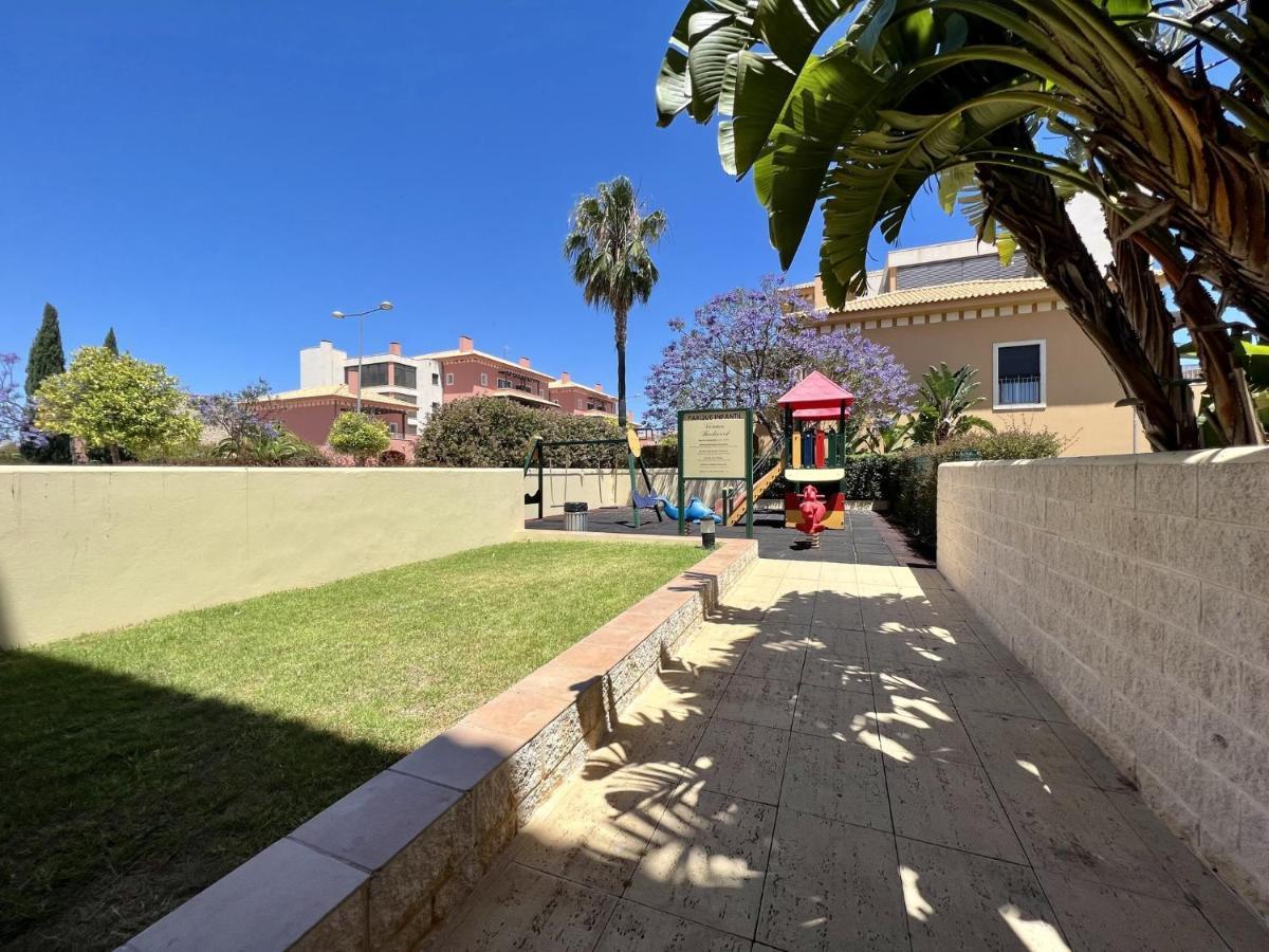 Vilamoura Victoria Gardens With Pool By Homing Buitenkant foto